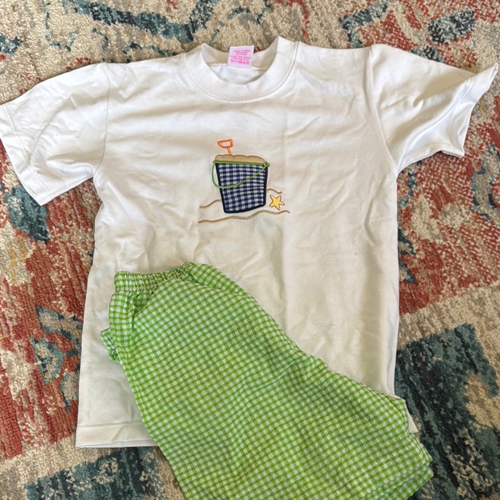 Kids Green and White Matching Set